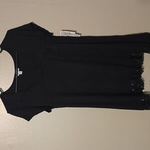 Speechless Elegant Black Lace Hem Top Womens Size Large NWT‎